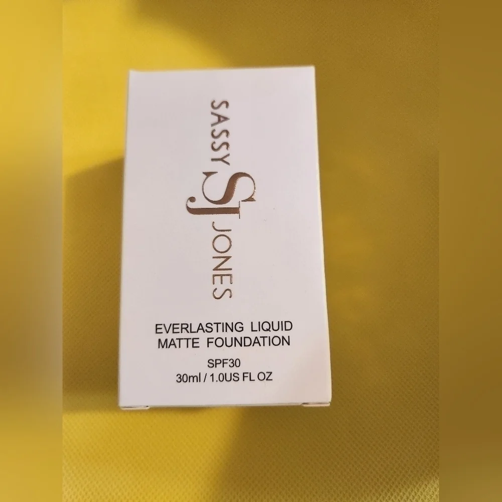 Sassy Jones‎ foundation